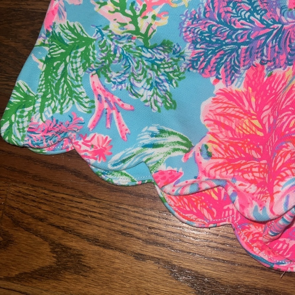 Lilly Pulitzer buttercup knit short celestial blue Cay to my heart size 10 NWT - Picture 3 of 8